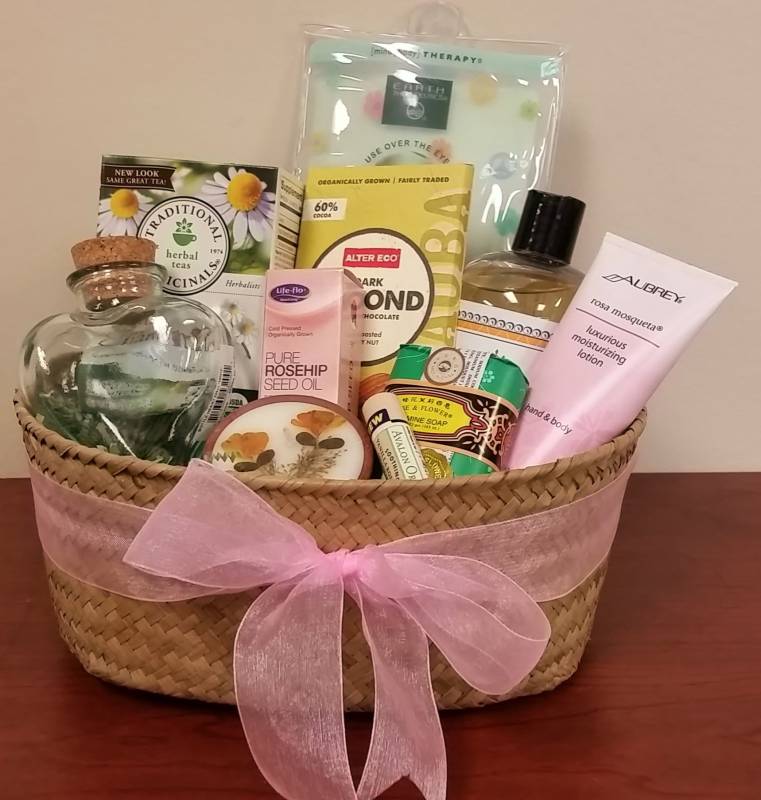 healthy-woman-s-gift-basket