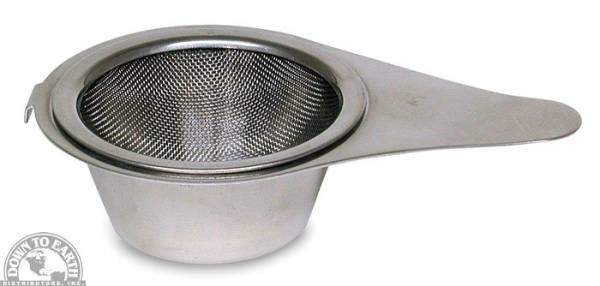 Down To Earth - Mesh Strainer with Handle